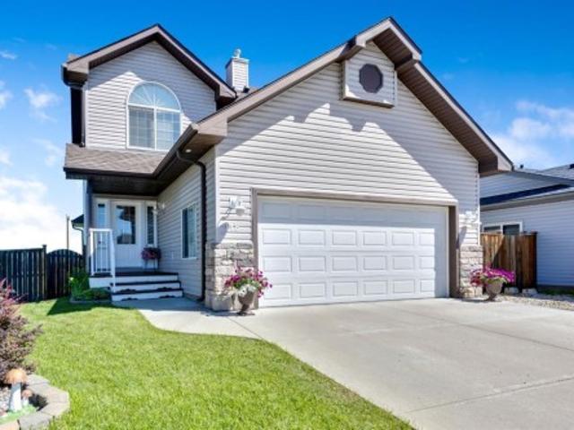 House for sale in Strathmore, Alberta