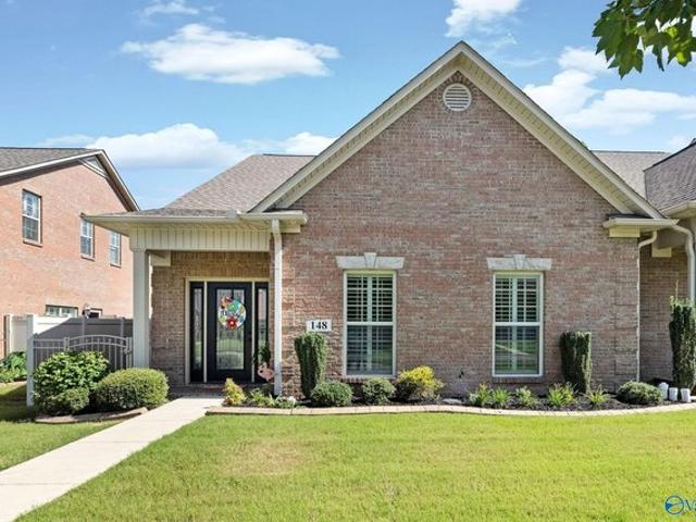 Townhouse for sale in Decatur, Alabama
