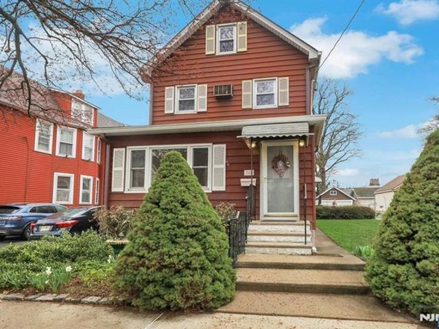 House for sale in Hudson, New Jersey