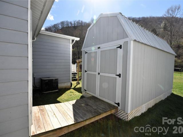 Townhouse for sale in Haywood, North Carolina