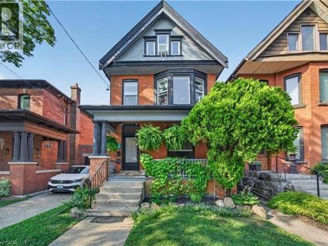 House for sale in Ancaster, Ontario