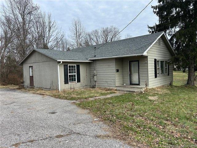 House for sale in Austin, Indiana