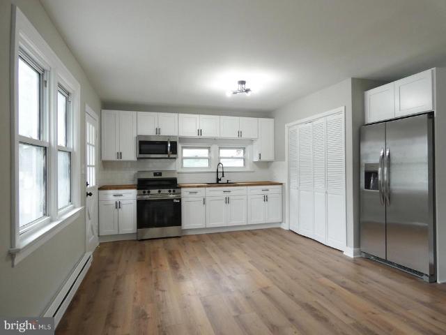House for sale in Pedricktown, New Jersey