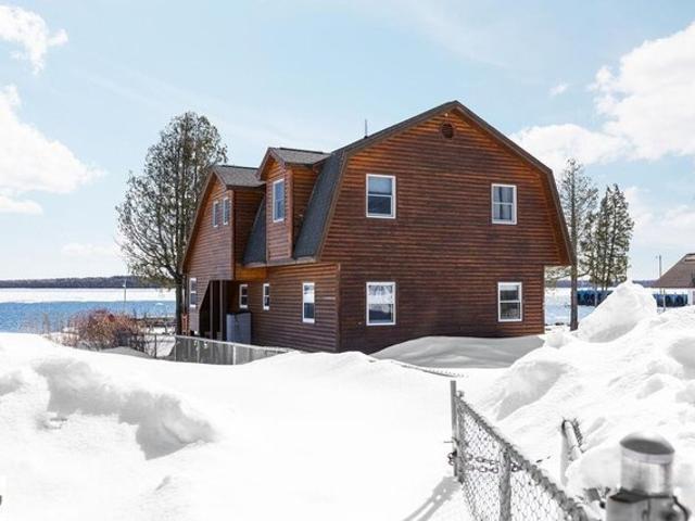 Condo for sale in Michigan