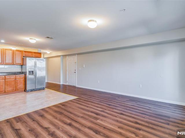 Condo for sale in Cliffside Park, New Jersey