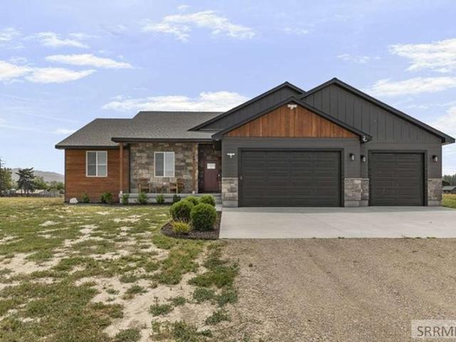 House for sale in Power, Idaho