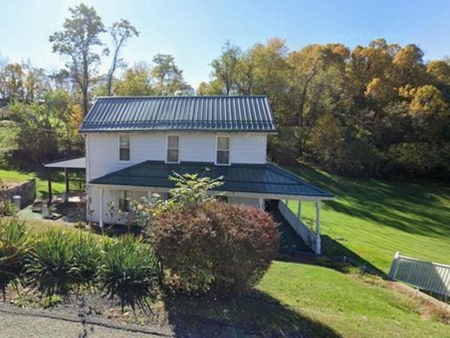 House for sale in Grindstone, Pennsylvania