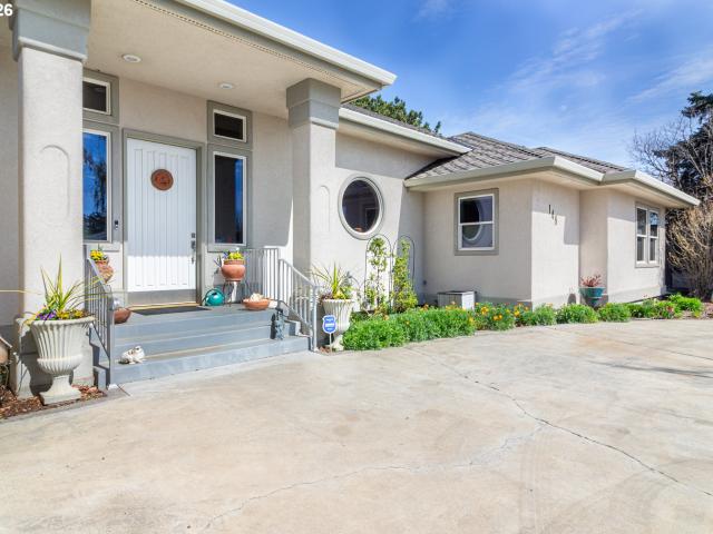 House for sale in Oregonia