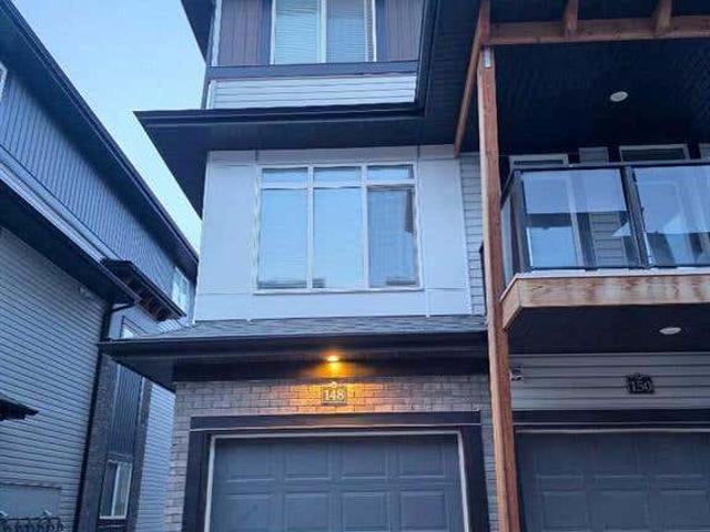 Townhouse for sale in Northwest, Alberta