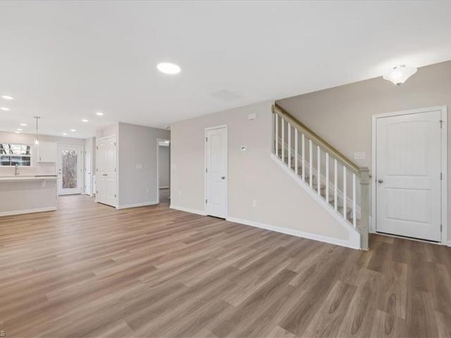 Townhouse for sale in Elkin, North Carolina