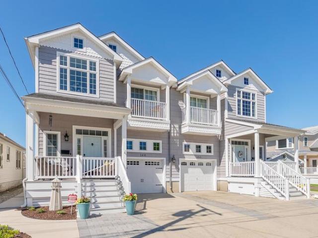 Townhouse for sale in Wildwood