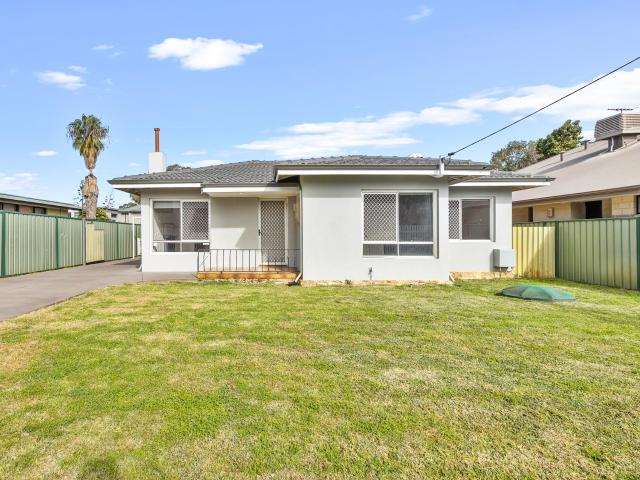 House for rent in Cloverdale, Western Australia