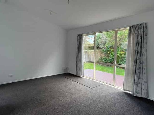 House for rent in Sunnynook, Oroua County