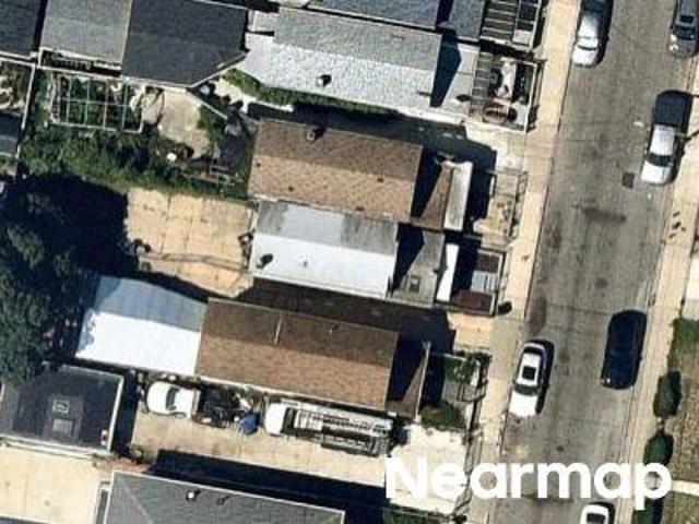 House for sale in Queens, Arverne
