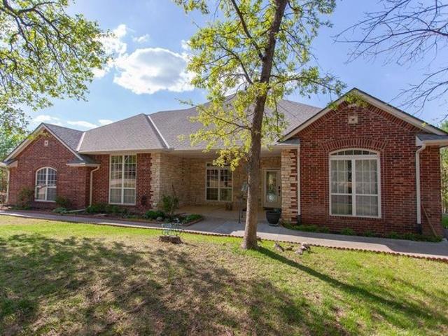 House for sale in Jones, Oklahoma