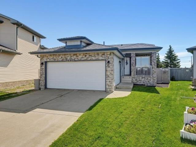 House for sale in Wedgewood, Alberta