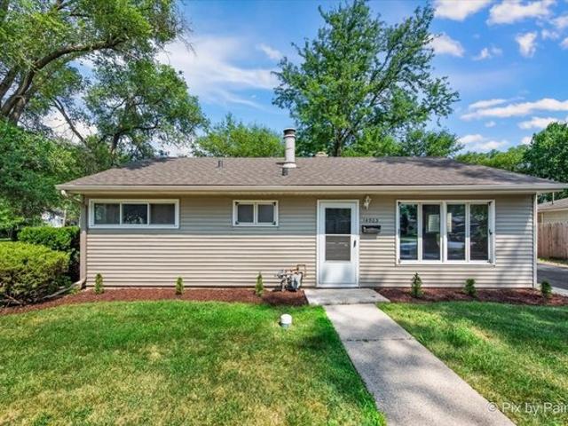 House for sale in Midlothian, Illinois