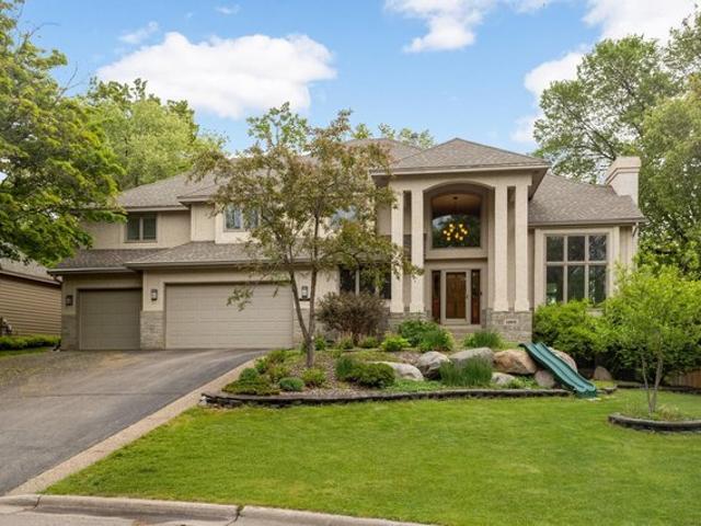 House for sale in Burnsville, Minnesota