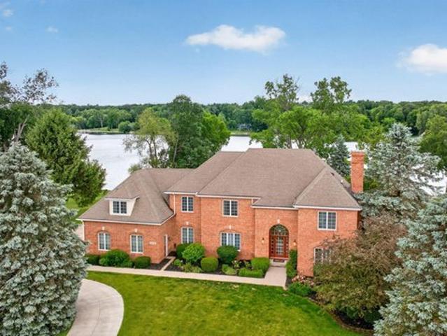 House for sale in Brooklyn, Michigan