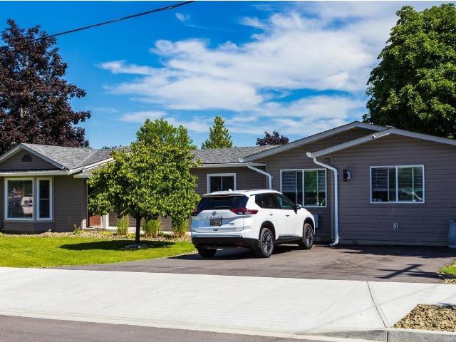 House for sale in Winfield, British Columbia