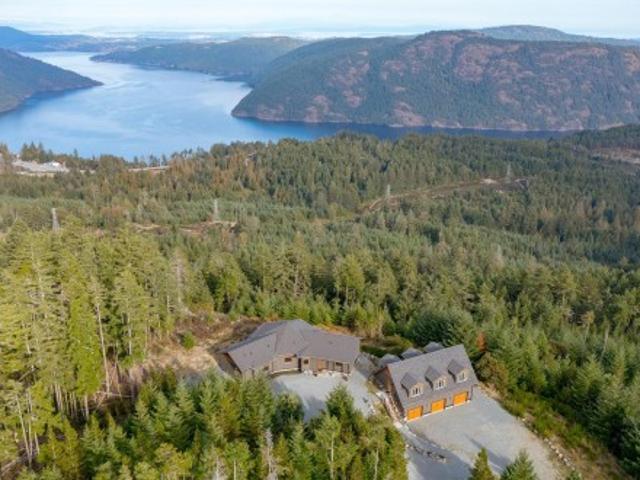 House for sale in Malahat, British Columbia