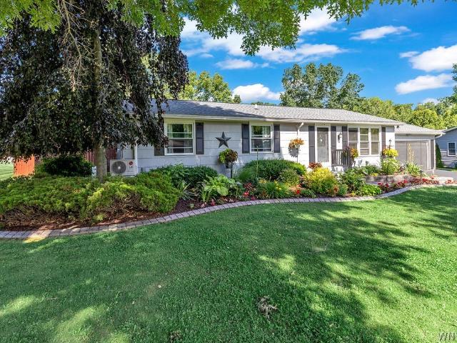 House for sale in Cowlesville, New York