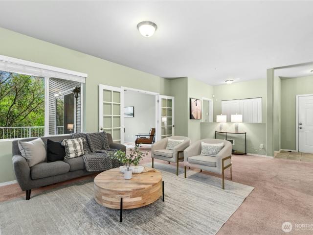 Condo for sale in Washington