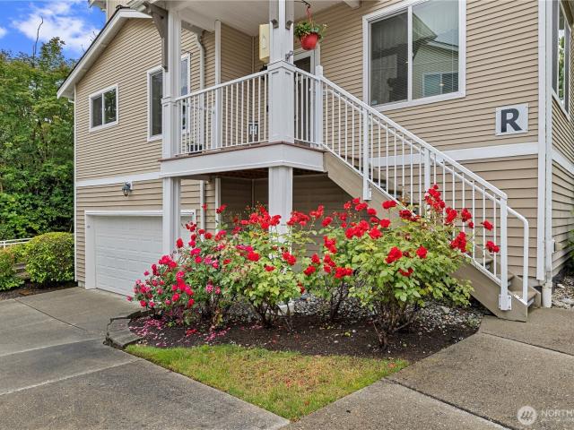 Condo for sale in Washington