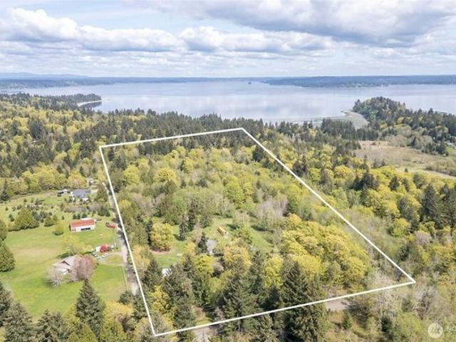 House for sale in Lakebay, Washington