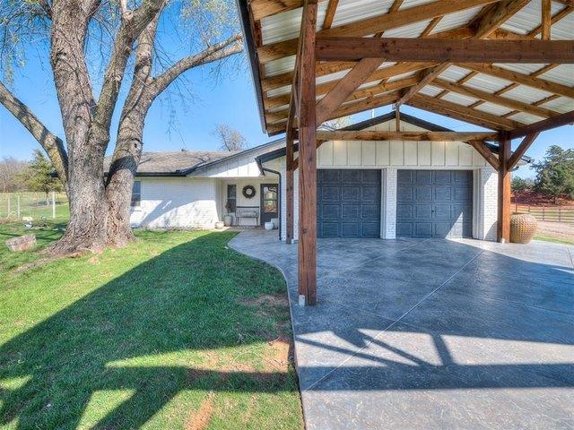 House for sale in Luther, Oklahoma