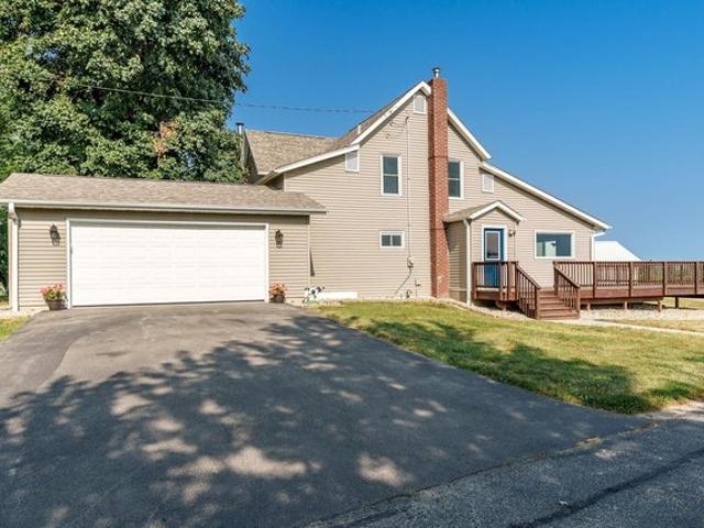 House for sale in Evansville, Wisconsin