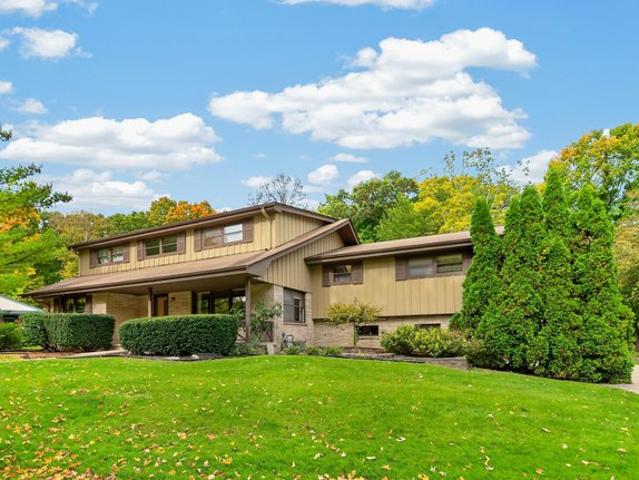 House for sale in New Berlin, Waukesha County