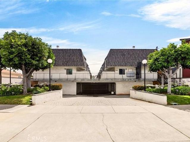 Condo for sale in Gardena, California