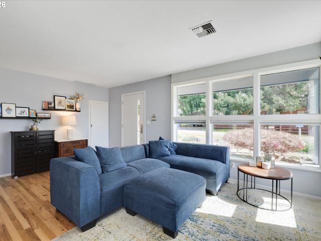 House for sale in White Salmon, Washington