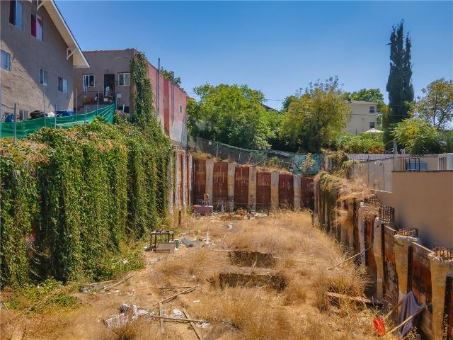 Land for sale in Canoga Park, California