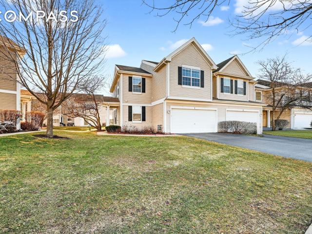 Townhouse for sale in Dekalb, Illinois