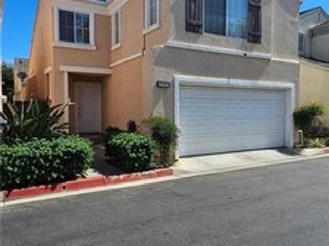 Condo for sale in Tustin, California