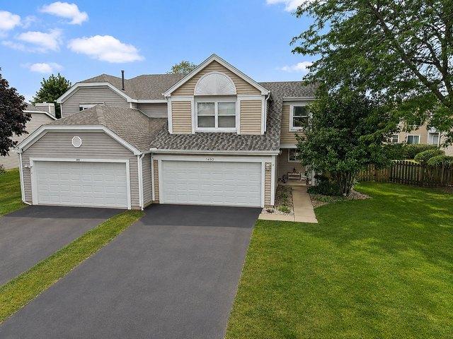 Townhouse for sale in South Elgin, Illinois