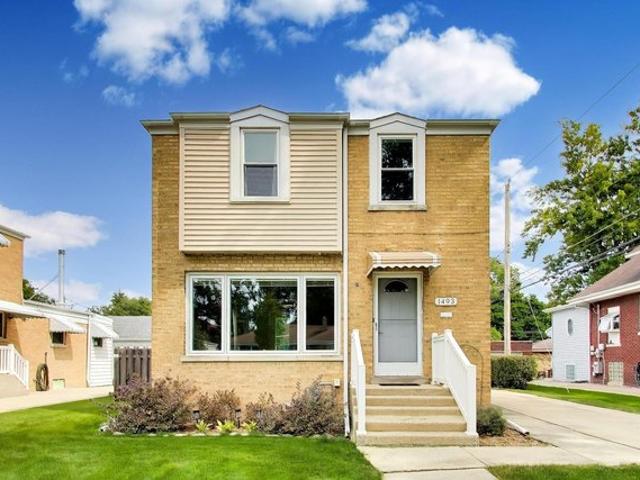 House for sale in Des Plaines, Illinois