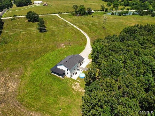 House for sale in Dixon, Pulaski County