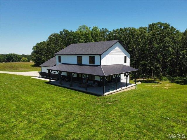 House for sale in Dixon, Missouri