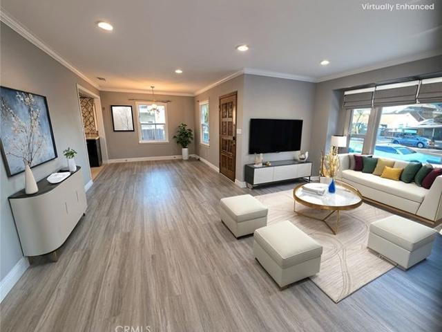 House for sale in Mission Hills, California