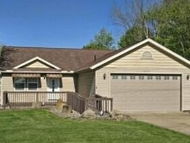 House for sale in Howard, Ohio