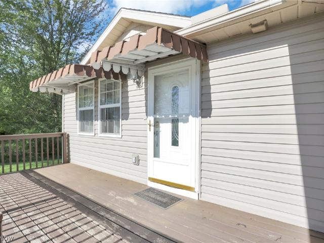 House for sale in Howard, Ohio