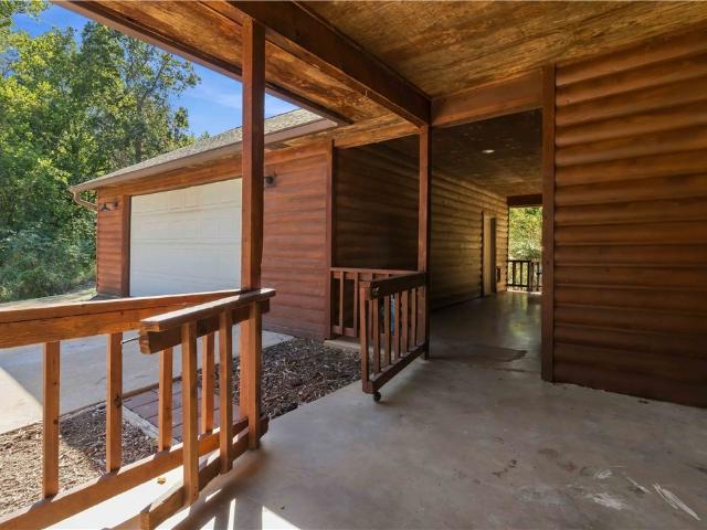 House for sale in Prairie Grove, Washington County