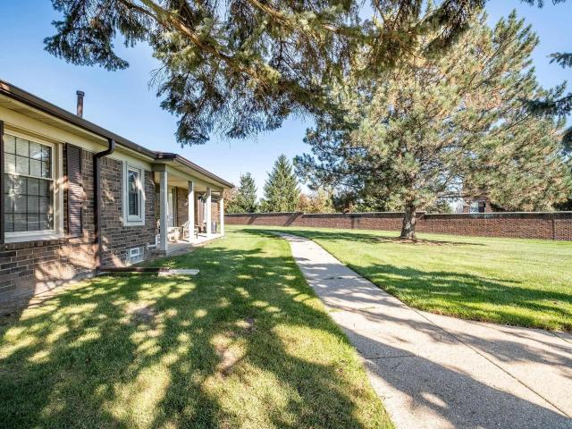 Condo for sale in Heritage Place Condos, Shelby Charter Township