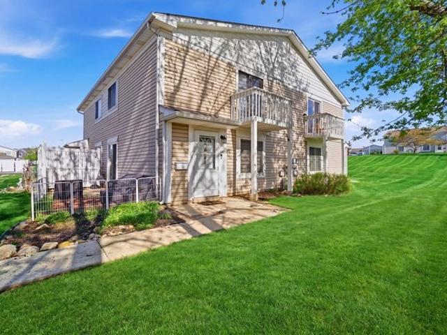 Townhouse for sale in Hoffman Estates, Illinois