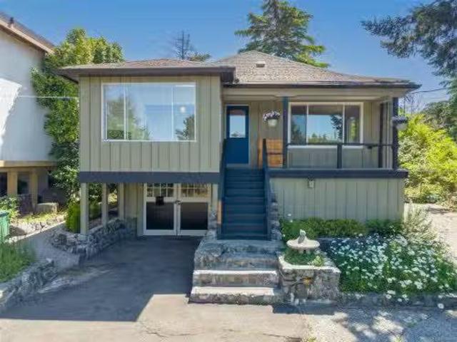 House for sale in Saanich, British Columbia