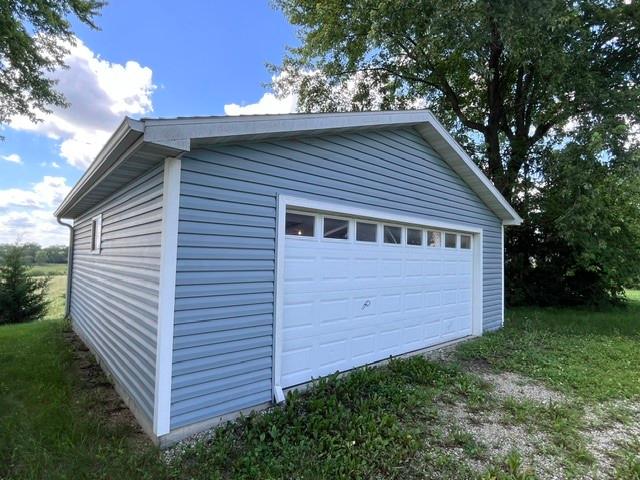 Land for sale in Earlham, Iowa