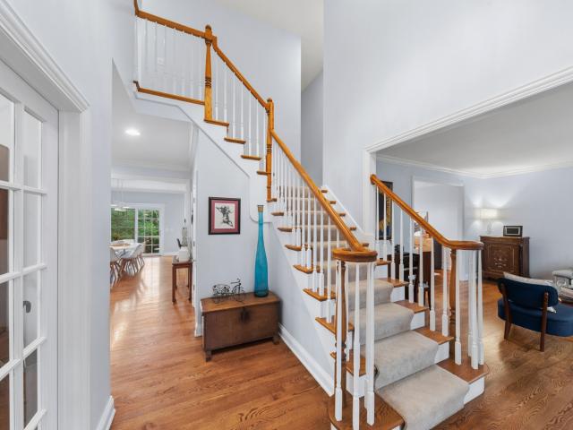 House for sale in Green Oaks, Illinois